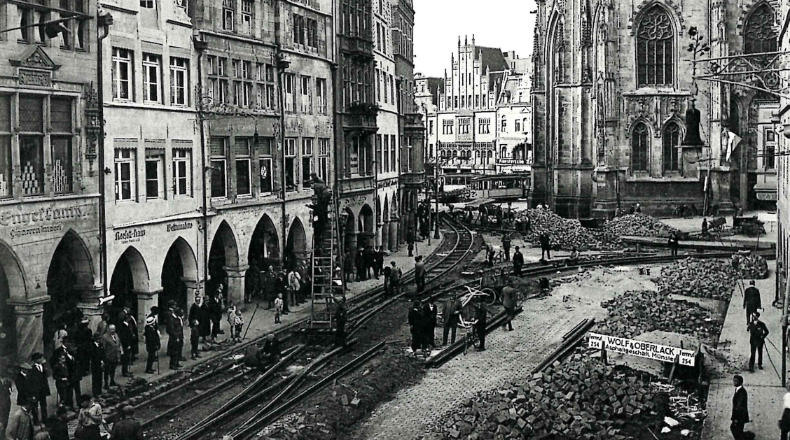 Auf dem Prinzipalmarkt werden Gleise für die Straßenbahn verlegt