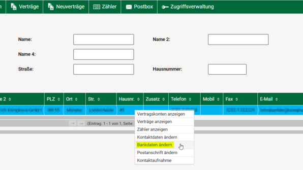 Kundenportal > Meine Kundendaten > Linke Maustaste auf die Zeile des jeweiligen Kunden > Bankdaten ändern