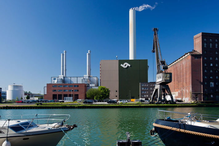 Höhepunkt jeder Führung ist der Besuch des Gas- und Dampfturbinenkraftwerks am Hafen.