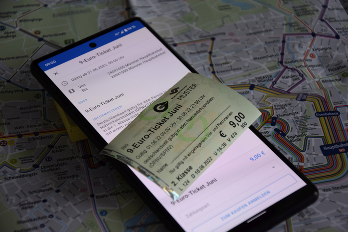 Das 9-Euro-Ticket gibt es digital in der münster:app oder als klassisches Papierticket.