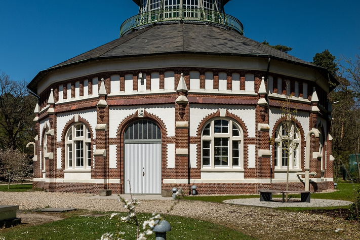 Einen Blick hinter die Kulissen des Wasserwerks Hohe Ward bieten die Stadtwerke Münster am Tag des Wassers am 22. März.