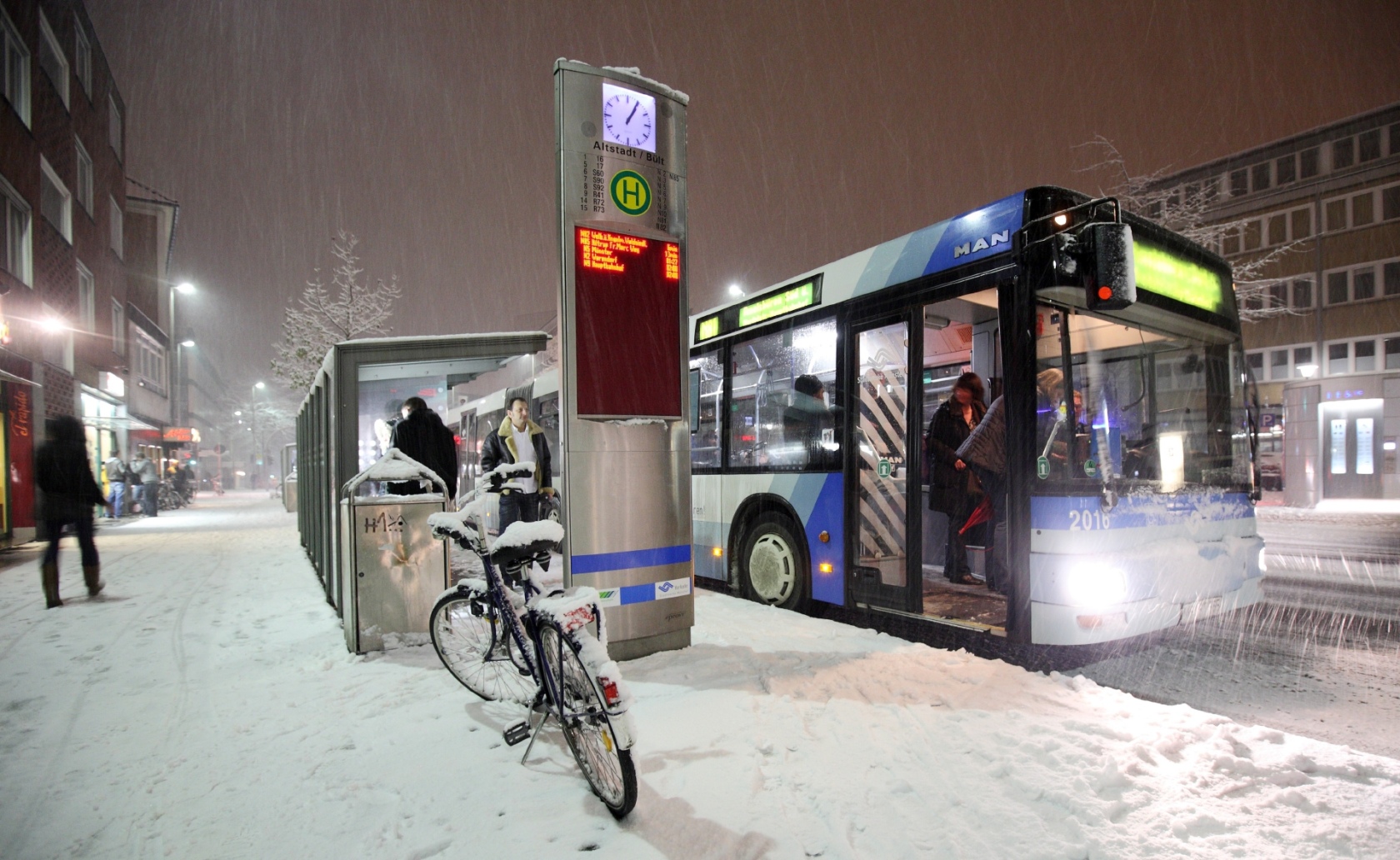 Bussengefahr: So teuer wird es, wenn Schnee auf dem Auto liegen bleibt. -  20 Minuten